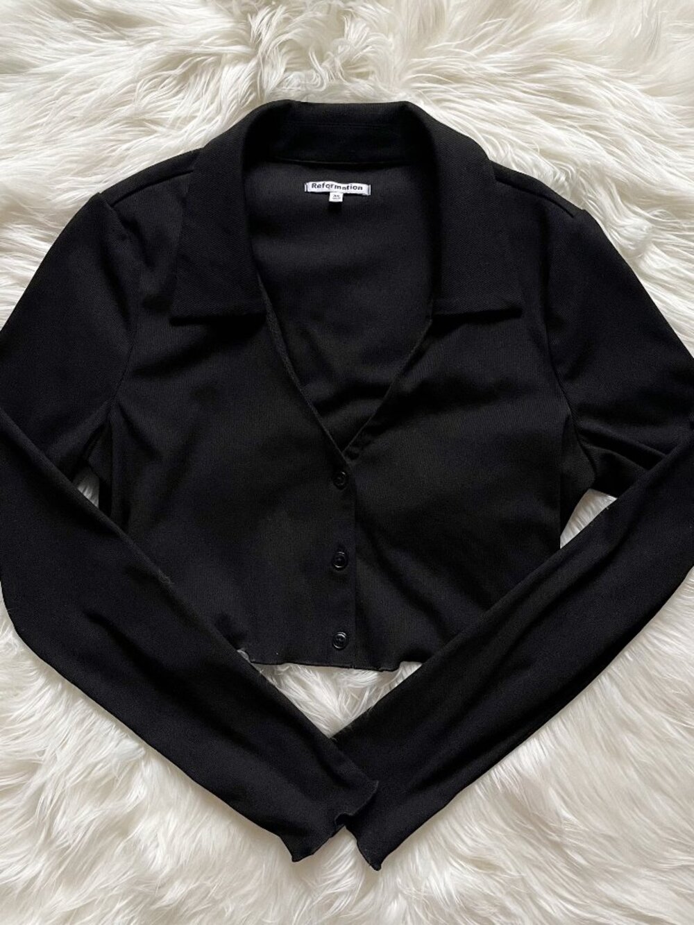 Reformation Black Micro Crop Lettuce Hem V-Neck Collar Long Sleeve Top